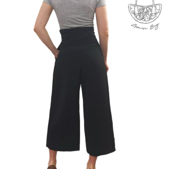 H&M / High Waisted Wide Belted Cropped Pants / Size 0 / Color Black - Picture 2 of 6